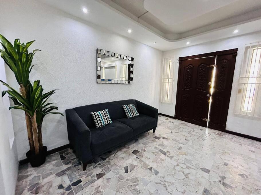 Apartamento Bonito Amplio Y Centrico Departamento By G P S Rentas
